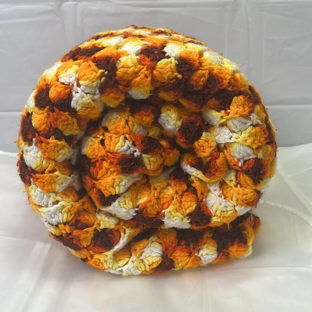 Throw crochet afghan 80 x45 Blanket Handmade - Picture 11 of 13